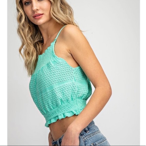 🧚🏻MINT GREEN SMOCKED KNIT FABRIC CAMI - Picture 2 of 4